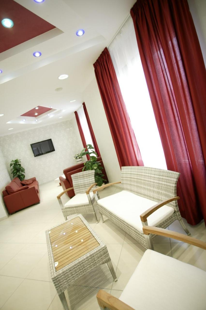 Hotel Le Lune Gatteo a Mare Exterior foto
